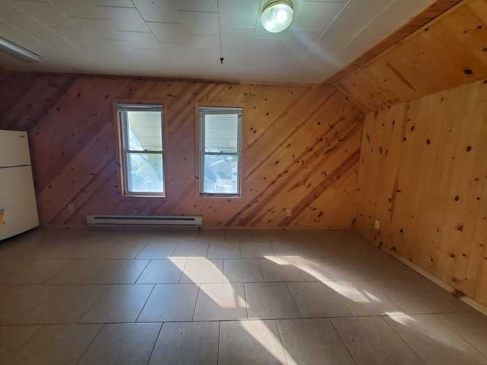 1617 University Ave - Photo 6 of 23