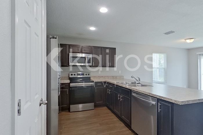 1307 Mull St - Photo 6 of 21