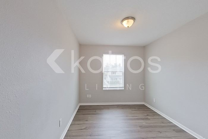 1307 Mull St - Photo 7 of 21