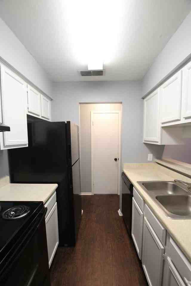 400 W Heritage Dr - Photo 6 of 41