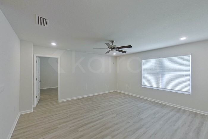 309 Monarch Ln - Photo 2 of 23