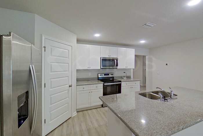 309 Monarch Ln - Photo 6 of 23