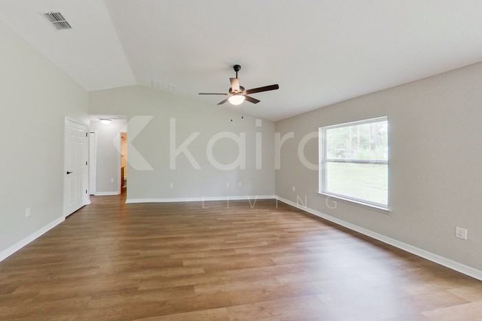 8239 Sw 135th Street Rd - Photo 5 of 29