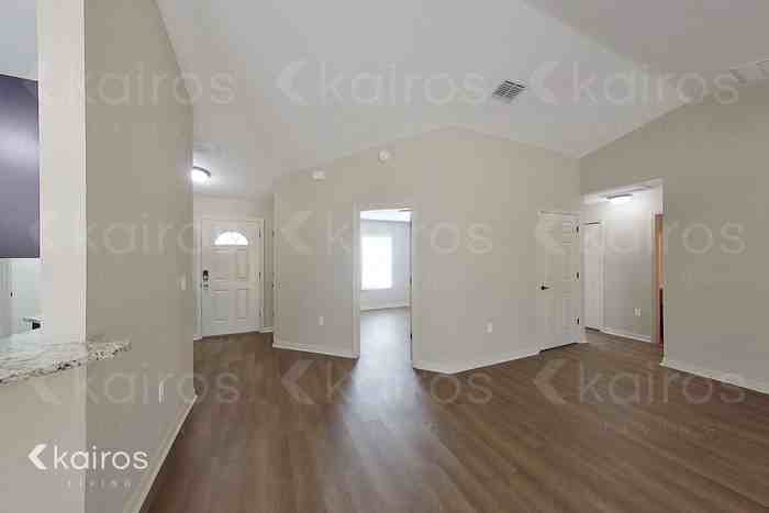 8239 Sw 135th Street Rd - Photo 7 of 29