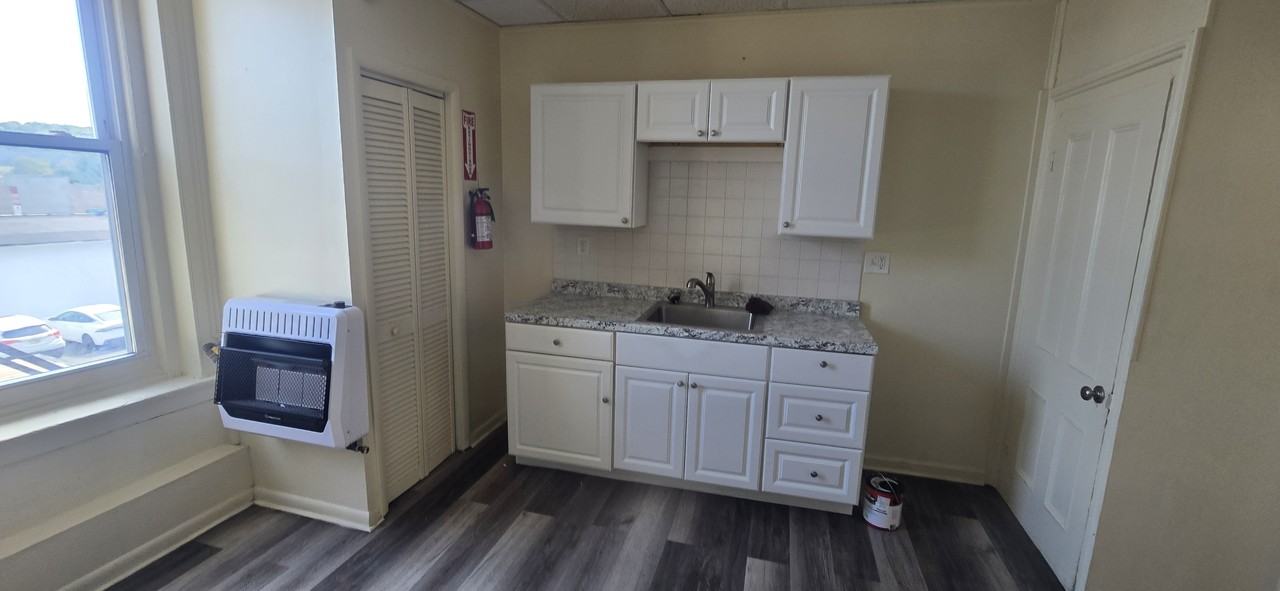 40-42 North Sussex Street - Photo 4 of 13