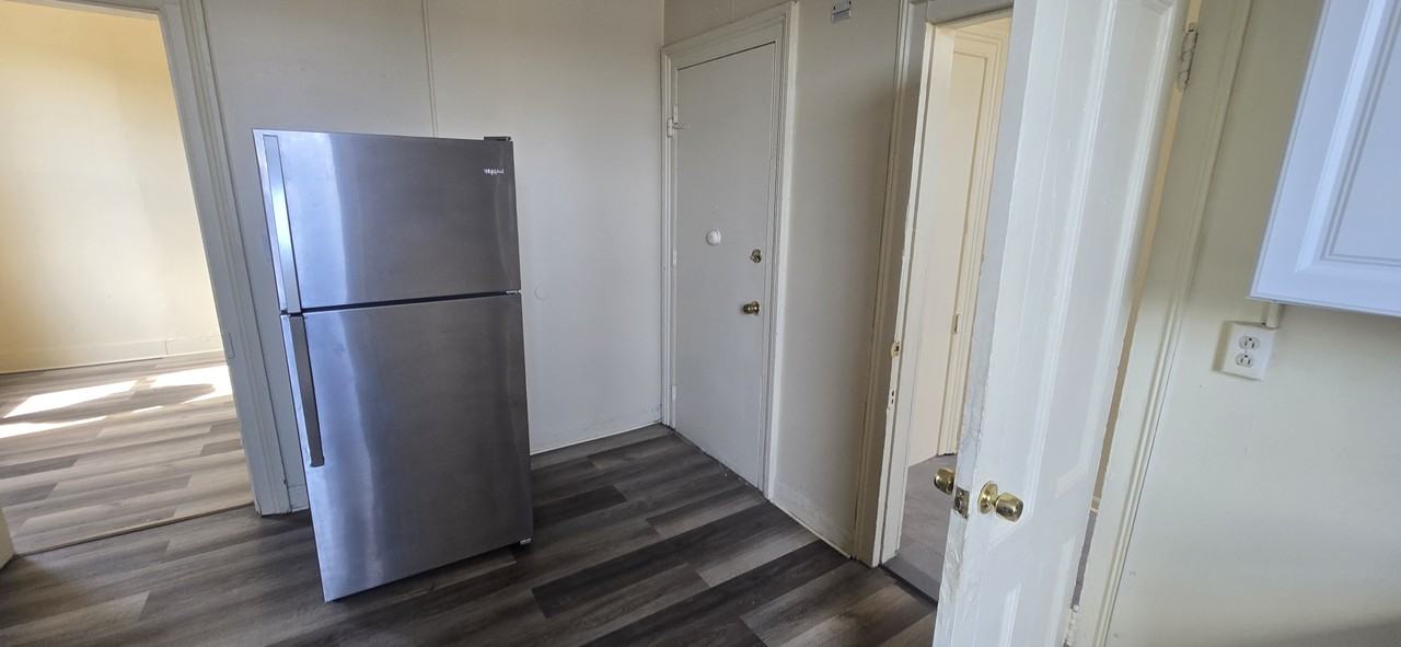 40-42 North Sussex Street - Photo 6 of 13