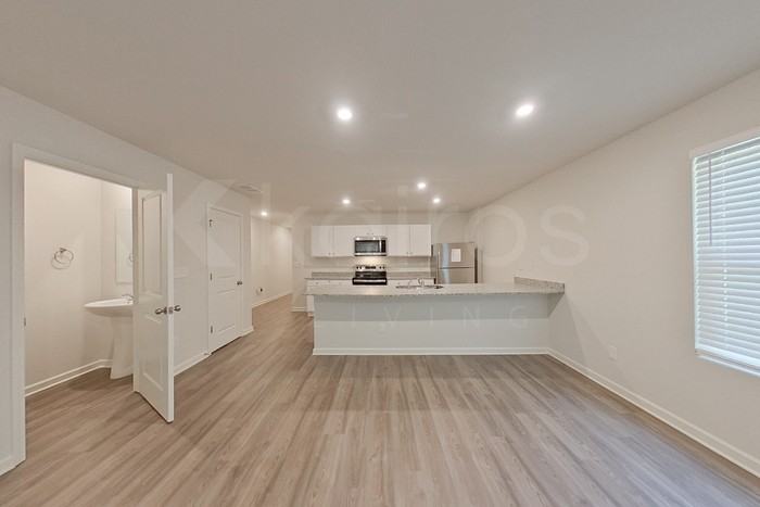 380 Ironwood Ct - Photo 6 of 28