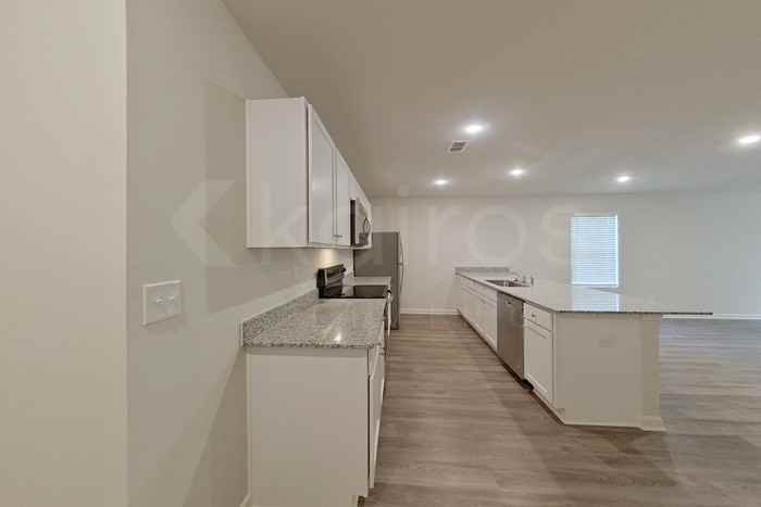 380 Ironwood Ct - Photo 7 of 28