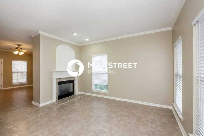 6856 Brachnell View Dr - Photo 4 of 15