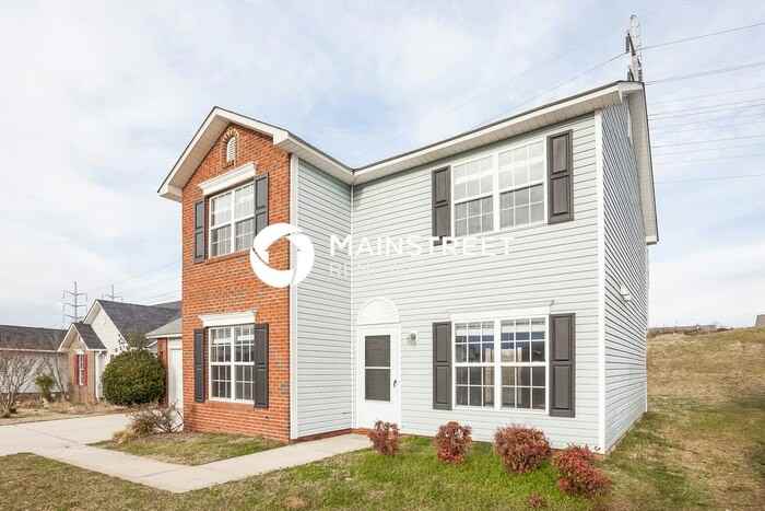 2627 Wind Song Ct - Photo 2 of 15