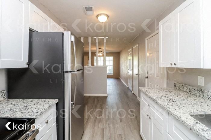 4821 Rickee Dr - Photo 7 of 17