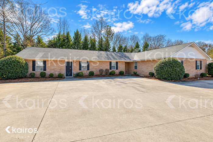 198 Deer Pkwy
