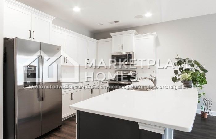 1425 Ardennes Dr - Photo 6 of 32