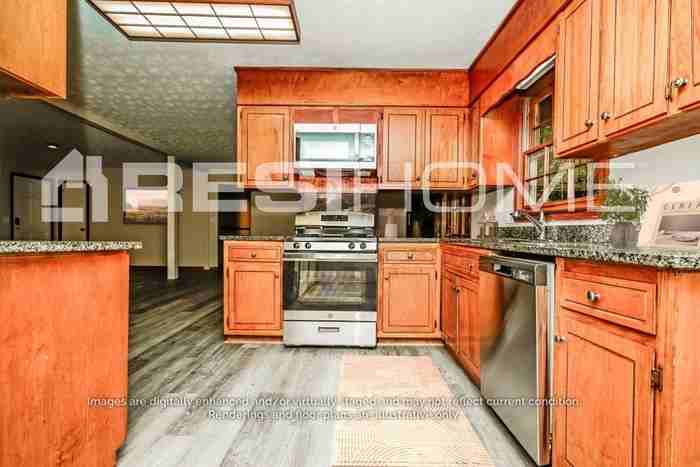 3769 Salem Trl - Photo 2 of 16