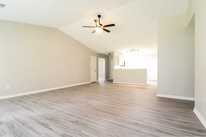 2 Cattle Ct - Photo 4 of 15