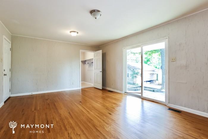 1608 Johnson St - Photo 4 of 12