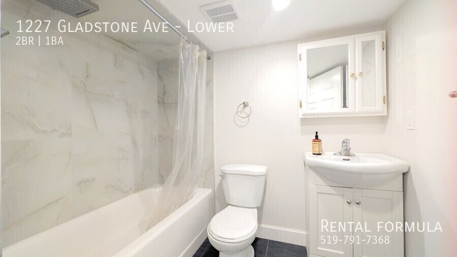 1227 Gladstone Ave - Photo 6 of 18
