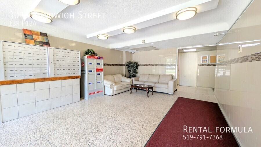 3015 Sandwich St - Photo 2 of 13