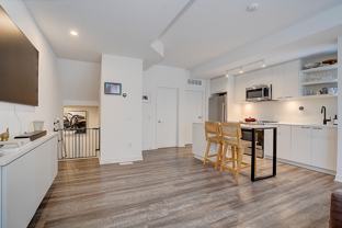 30 Ed Clark Gdns #13 - Photo 1 of 1