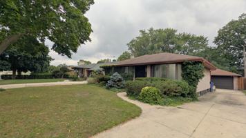 featured image of 1275 Parkview Ave