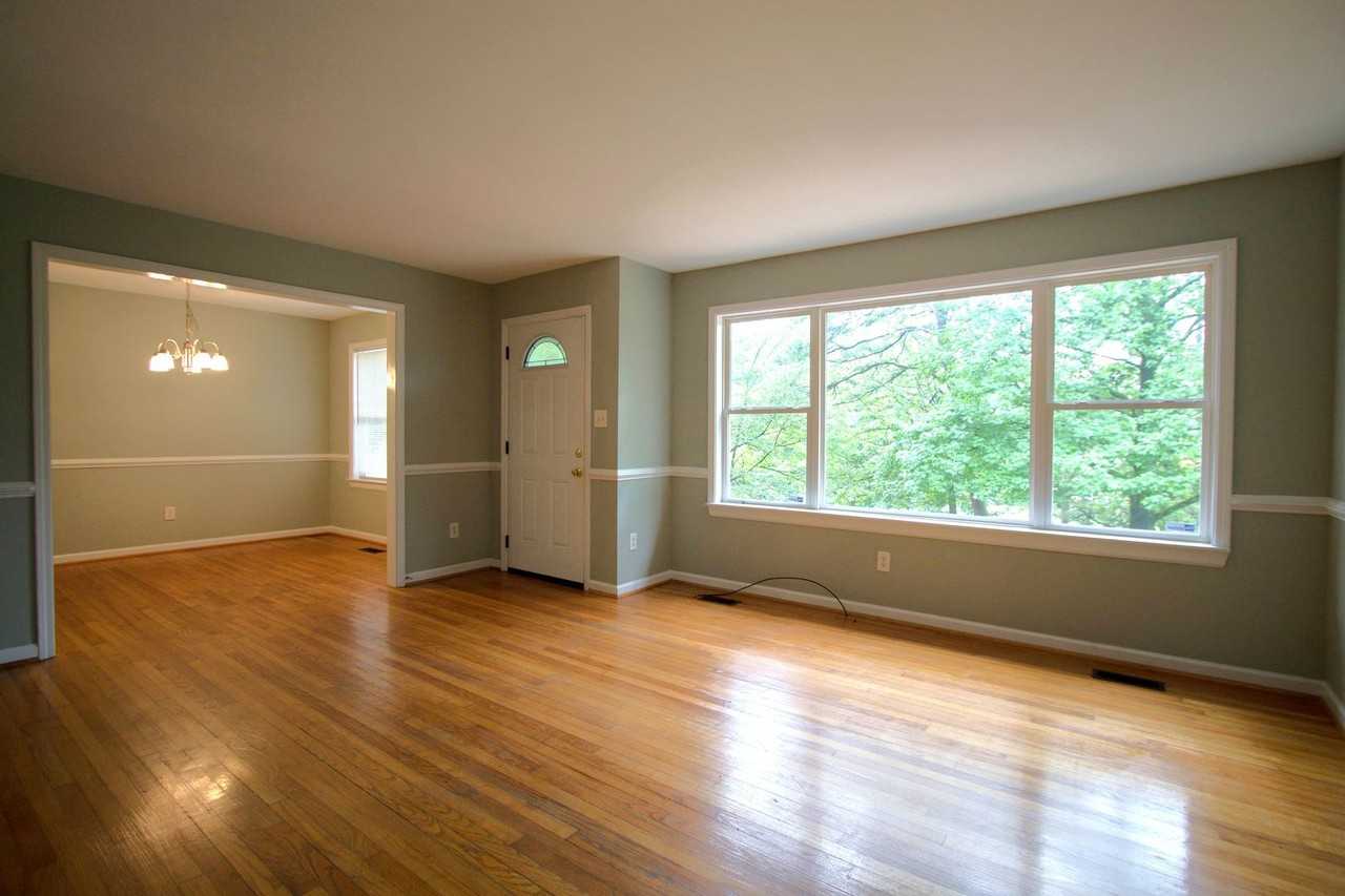 2261 5th St Ne - Photo 4 of 15