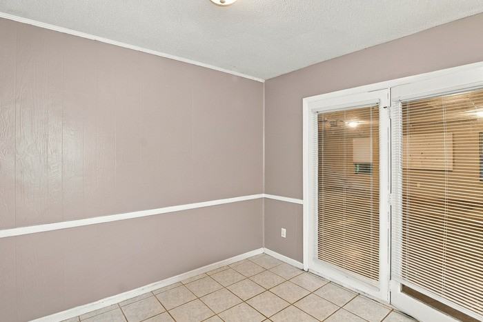 6201 Dalford Dr - Photo 6 of 14