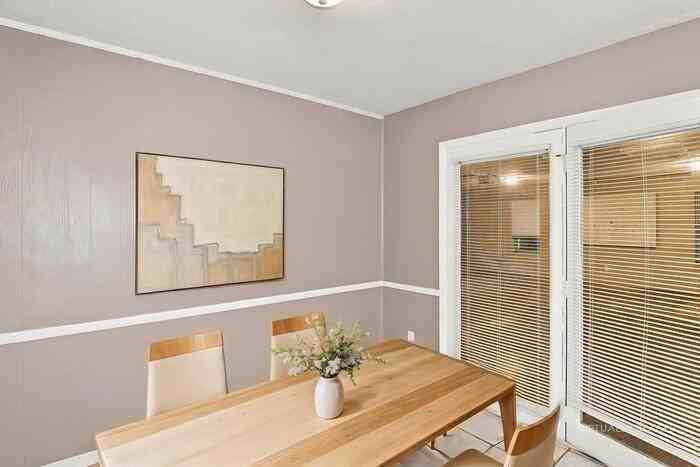 6201 Dalford Dr - Photo 7 of 14