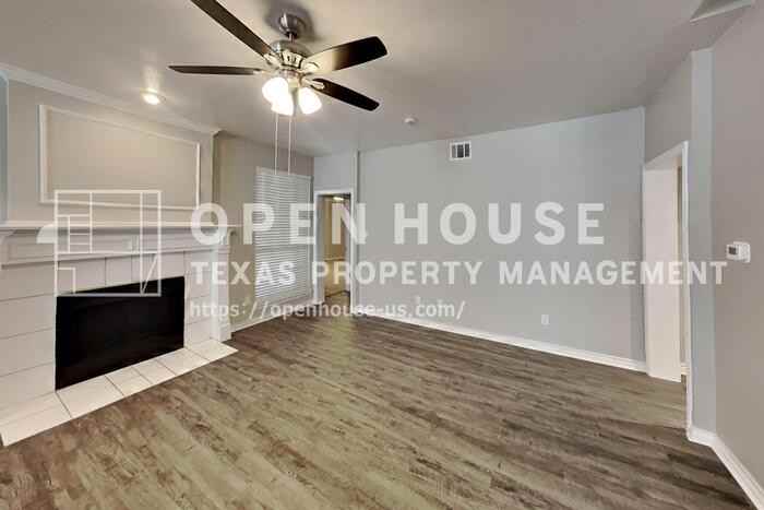 2725 Crepe Myrtle Dr - Photo 4 of 23