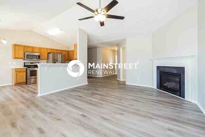 1005 Narcissus Ct - Photo 5 of 16