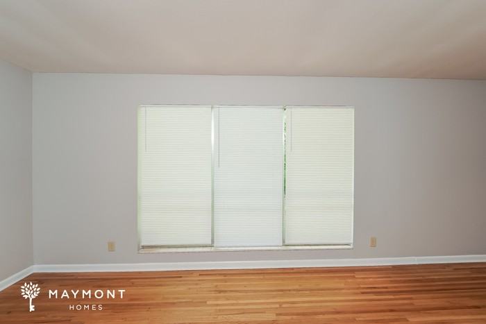 455 5th Ave Sw - Photo 5 of 13