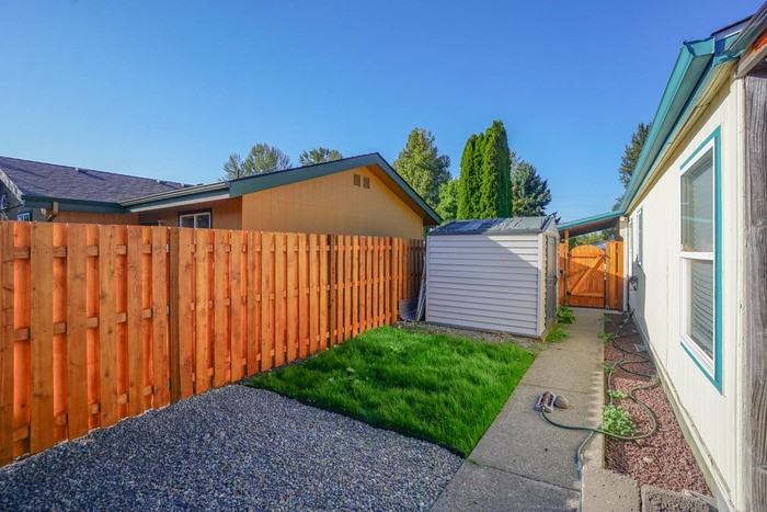 14605 Ne 52nd Cir - Photo 7 of 38