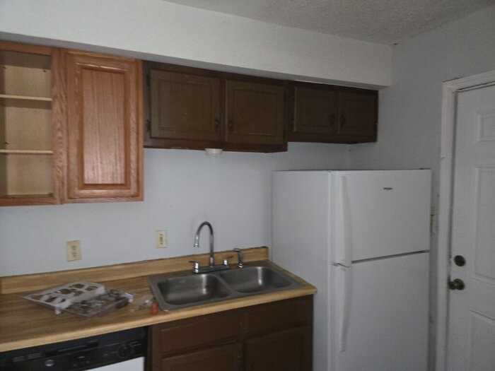 1122 E Blackstock Rd - Photo 6 of 6