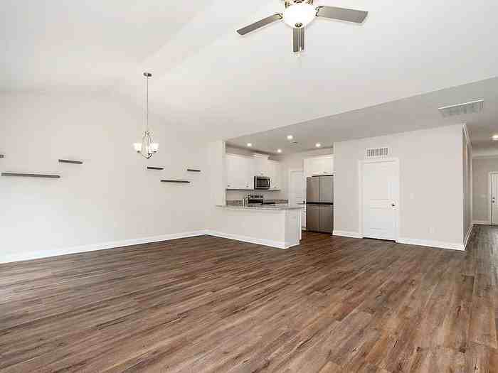 485 Access Dr - Photo 7 of 15