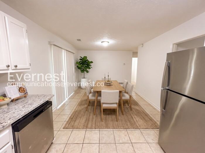 5044 Donnell Way - Photo 4 of 21