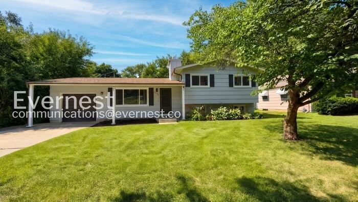 7306 Larsen Ln - Photo 2 of 23