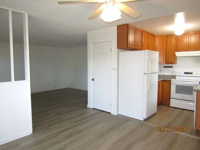 2834 Ventura Ave #2834 - Photo 5 of 17