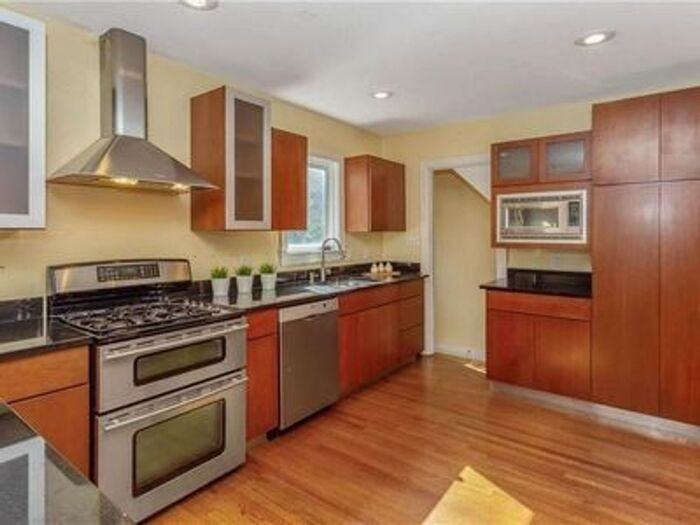 5695 N College Ave - Photo 6 of 20