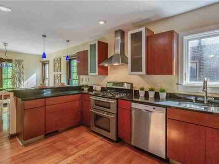 5695 N College Ave - Photo 7 of 20