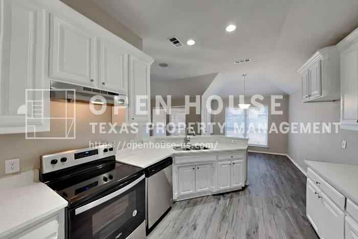 8725 Creede Trl - Photo 7 of 21