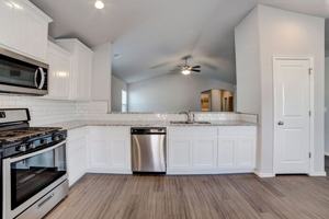 featured image of 1144 N Main St