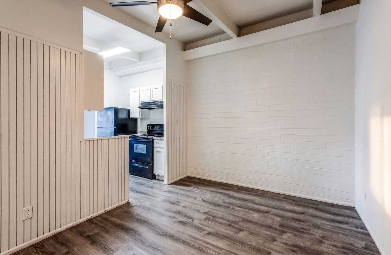 Bethany West Apartments - Photo 3 of 5