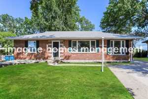 featured image of 8418 Hampstead Dr