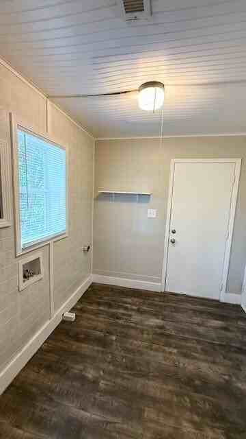 6231 Raleigh Dr - Photo 6 of 13
