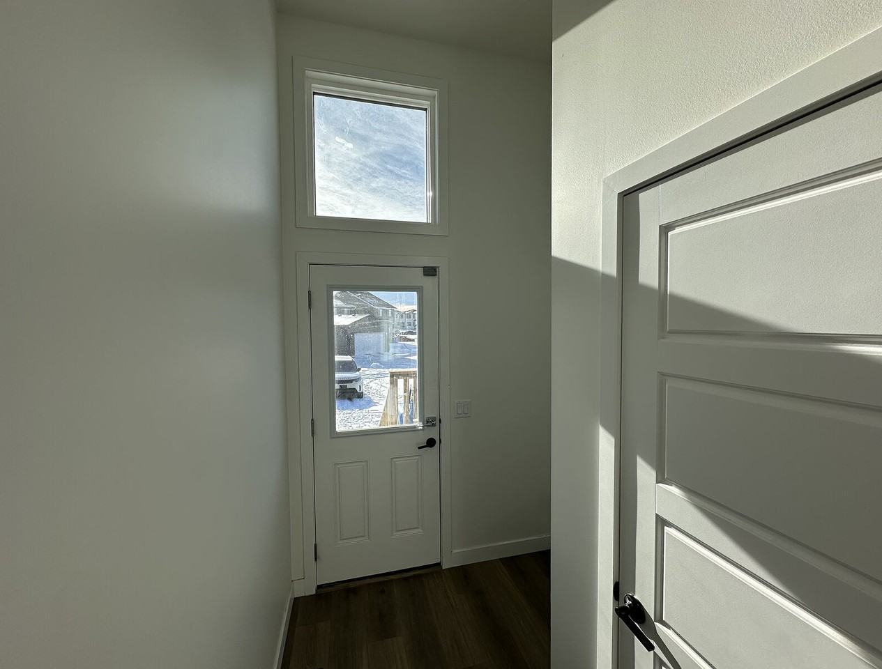 127 Corner Meadows Grove Ne - Photo 3 of 26