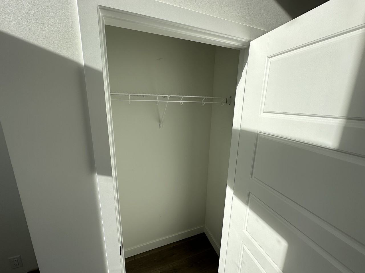 127 Corner Meadows Grove Ne - Photo 4 of 26