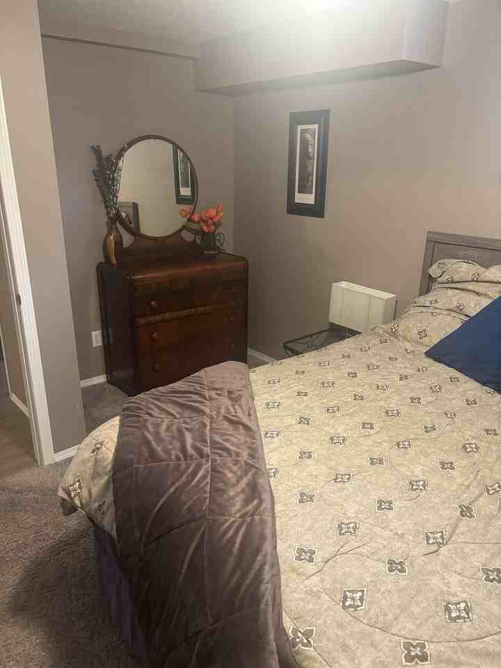 113 10 Ave Sw - Photo 7 of 26