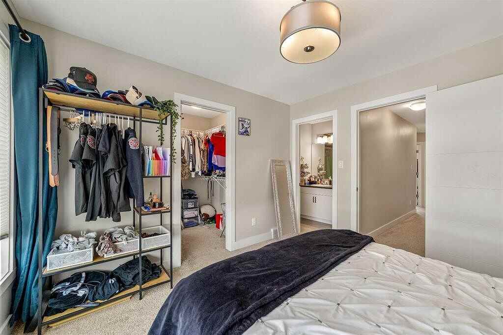 824 Coalbrook Close W - Photo 7 of 15