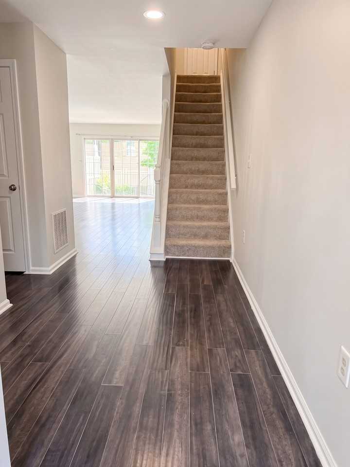 21 Balboa Ln #21 - Photo 2 of 13