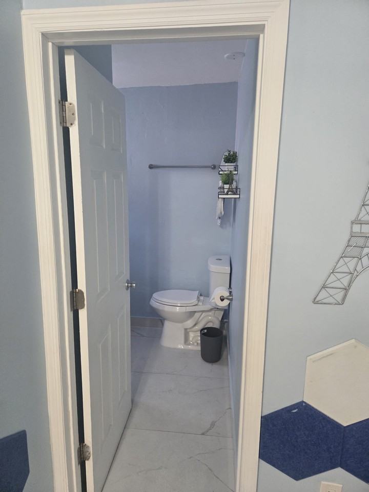 417 Se 3rd St - Photo 4 of 20