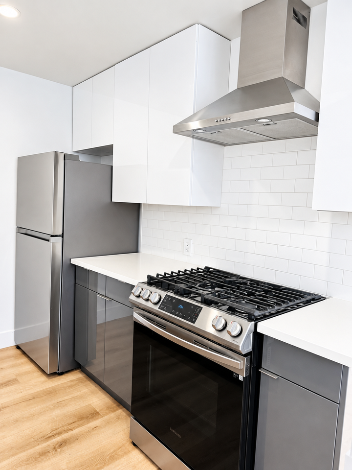 1514 S Cochran Ave #3 - Photo 3 of 11